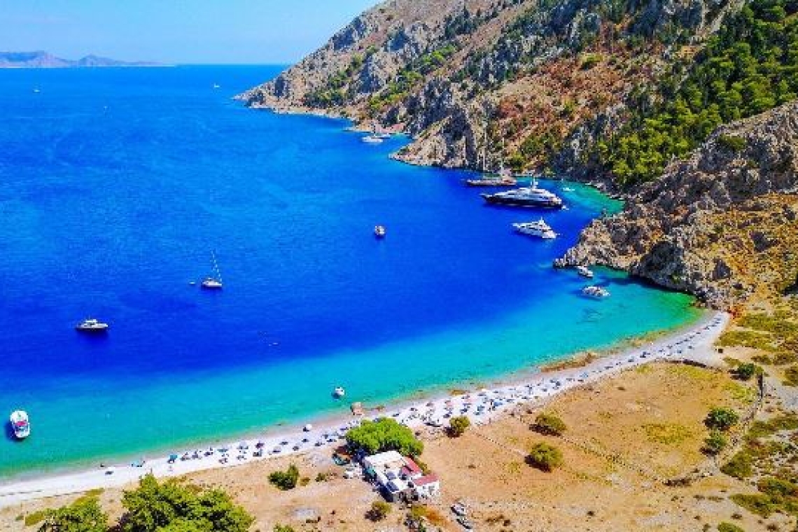 Τσουχτερά τα πρόστιμα σε όσους κλείνουν τις παραλίες