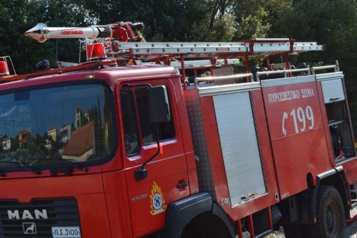 Στις φλόγες διαμέρισμα στην Αγία Παρασκευή