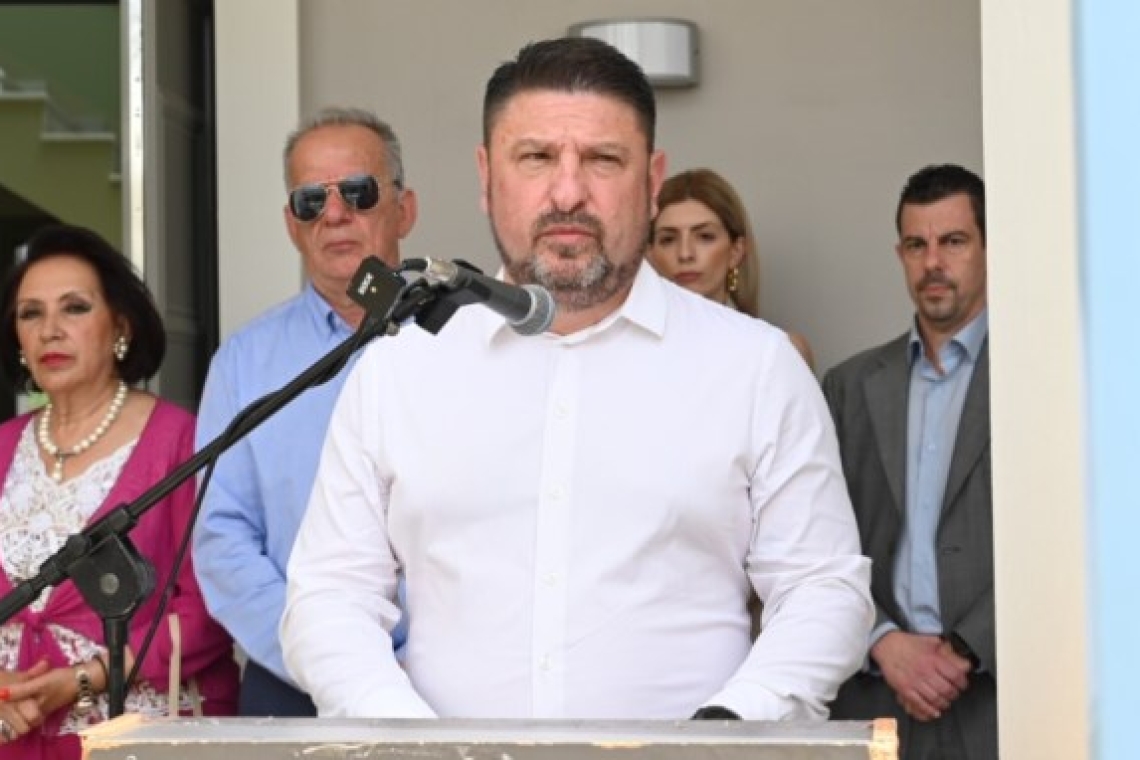Στη Σαλαμίνα ο Νίκος Χαρδαλιάς: Εγκαινίασε το έργο της ψηφιακής ανάδειξης του νησιού και επισκέφθηκε Δομή φροντίδας ΑμεΑ