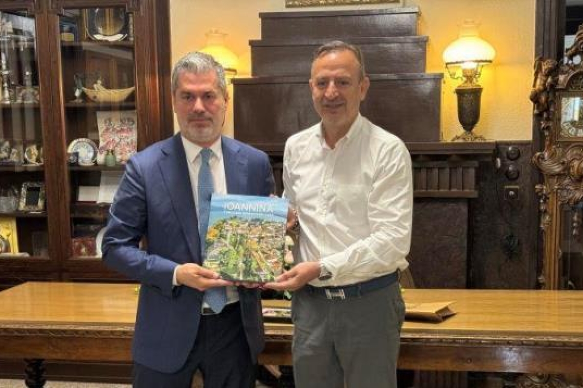 Συνάντηση Δημάρχου Ιωαννίνων με το Δήμαρχο Αυλώνας