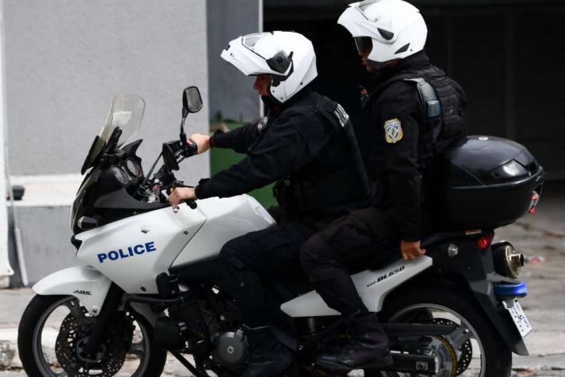 Συνελήφθησαν επ’ αυτοφώρω 3 ημεδαποί για απόπειρα κλοπής στην Πρέβεζα