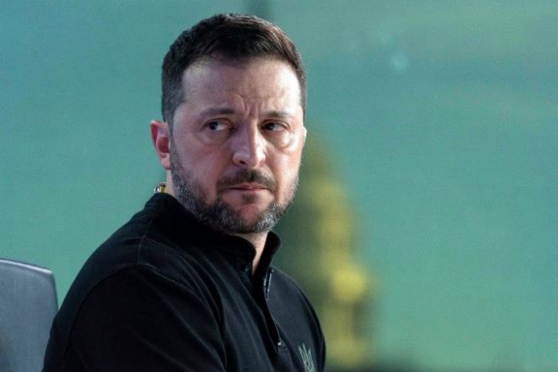Στη Σαουδική Αραβία ο Ζελένσκι εν όψει των κρίσιμων συνομιλιών με τις ΗΠΑ