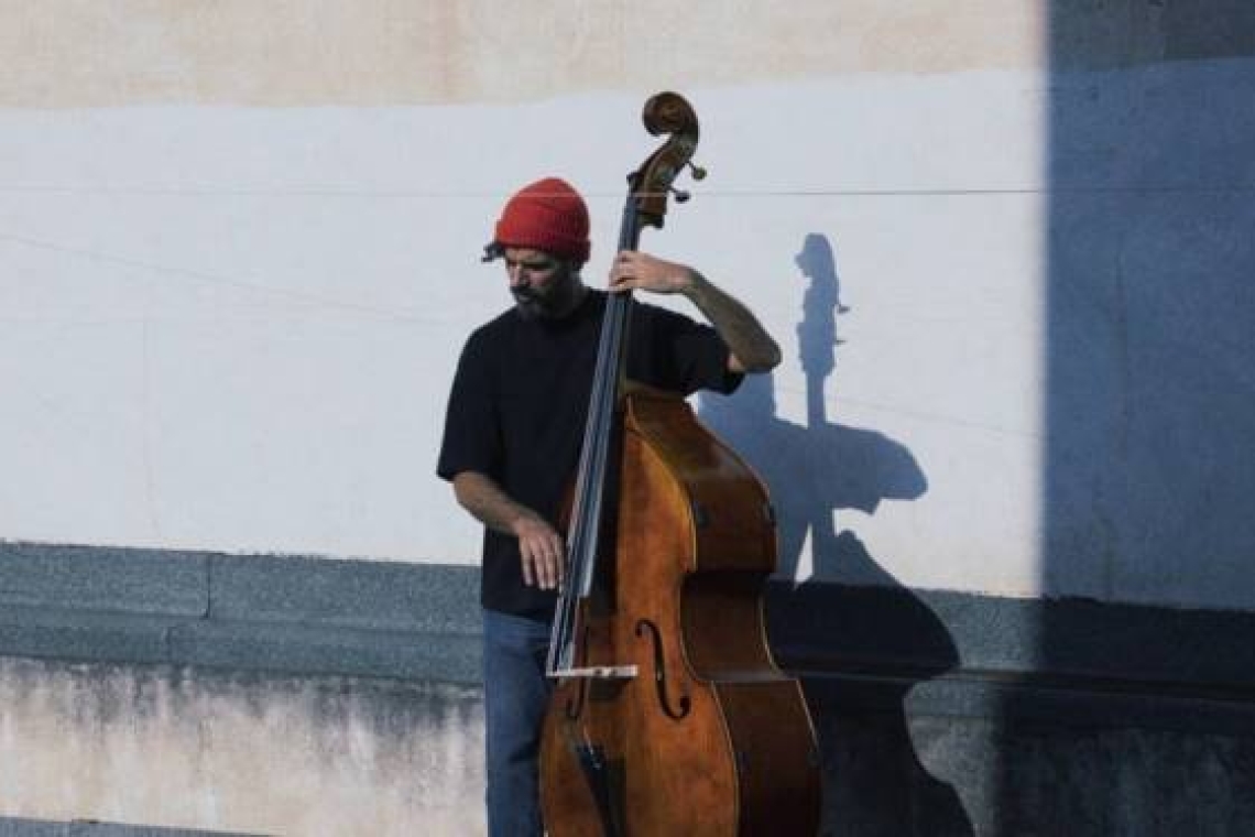 Jazz στο Μουσείο: Πέτρος Κλαμπάνης – “Rooftop Stories” στο Ίδρυμα Βασίλη & Ελίζας Γουλανδρή