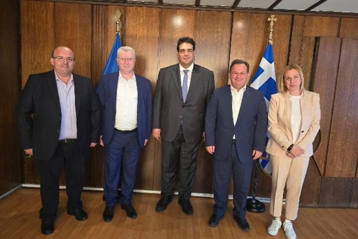Βασίλης Γιόγιακας: 780.000 ευρώ για το νέο στίβο του σταδίου Φιλιατών