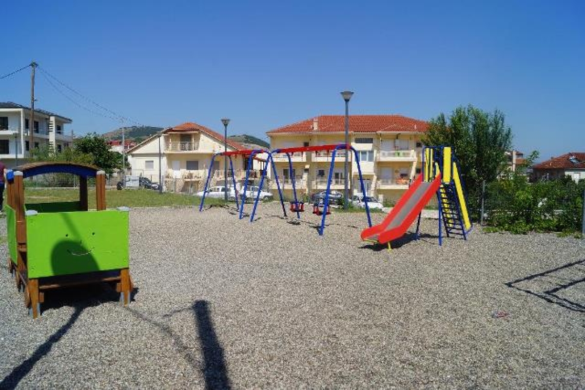Δεκατέσσερις πιστοποιημένες παιδικές χαρές σε όλες τις Δ.Ε. λειτουργεί ο Δήμος Ζίτσας 