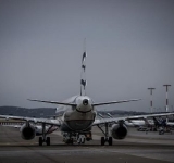 IEA: Η Ευρώπη έχει «ίσως 6 εβδομάδες αποθέματα καυσίμων αεροσκαφών» – Προειδοποίηση για πιθανές ακυρώσεις πτήσεων