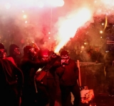 Ένταση στην Αλβανία: Μολότοφ και διαδηλώσεις στα Τίρανα με σύνθημα «Ράμα φύγε, κάτω η διεφθαρμένη κυβέρνηση»